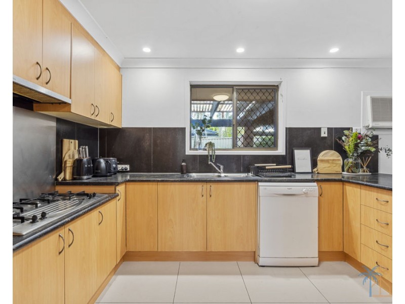 132 Oceanic Drive, Mermaid Waters QLD 4218