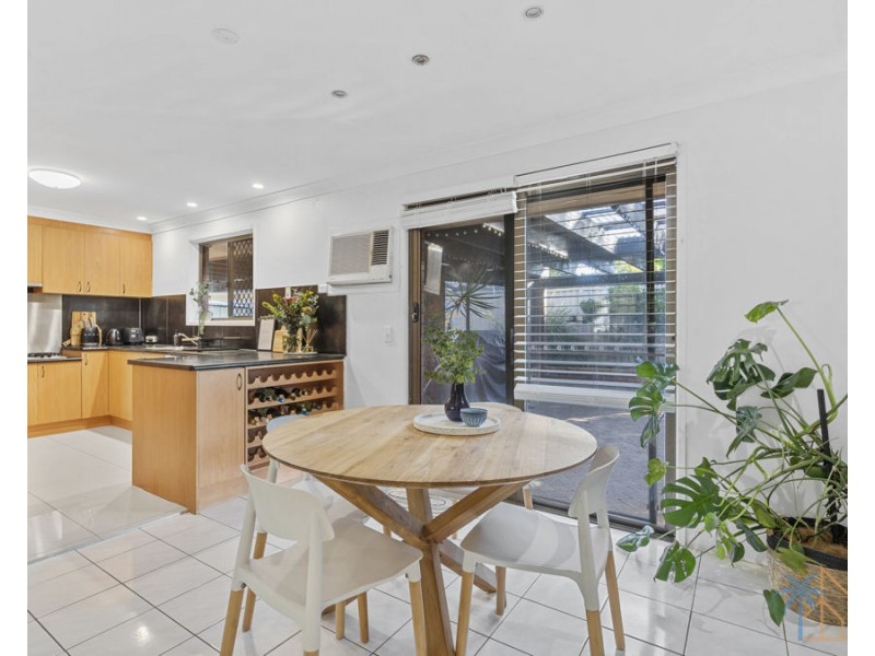132 Oceanic Drive, Mermaid Waters QLD 4218