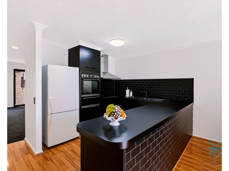 2/85 Treeview Drive, Burleigh Waters QLD 4220