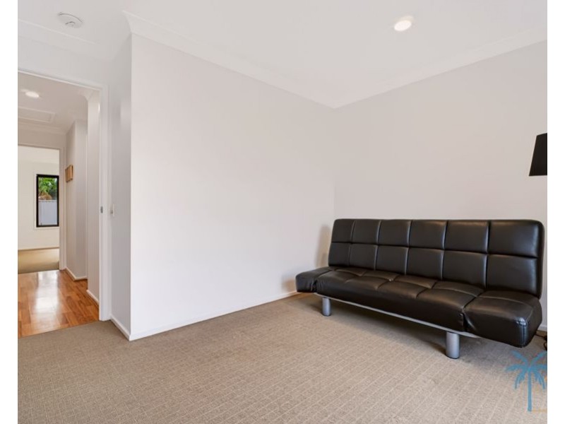 2/85 Treeview Drive, Burleigh Waters QLD 4220