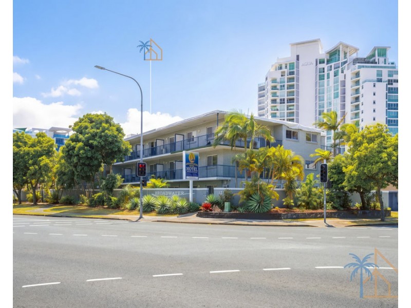 18/125 Frank St, Labrador QLD 4215
