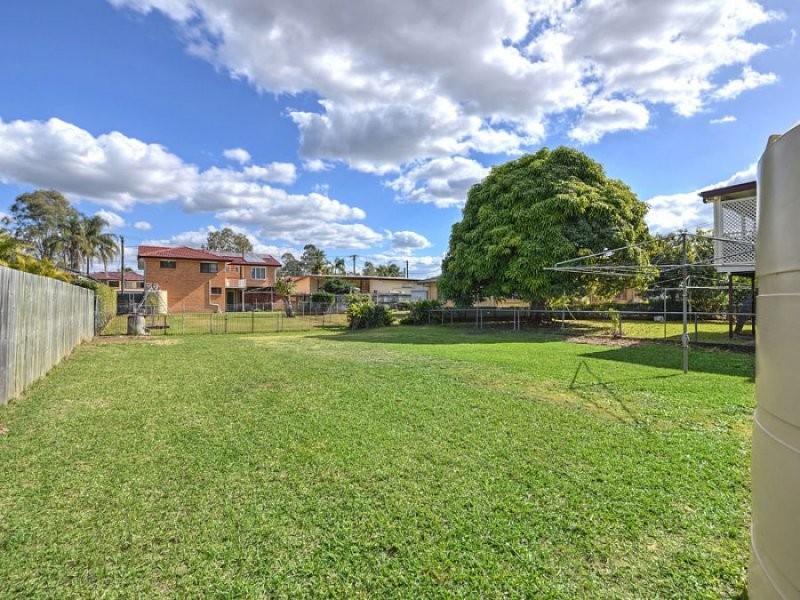 22 Bowen Avenue, Albany Creek QLD 4035