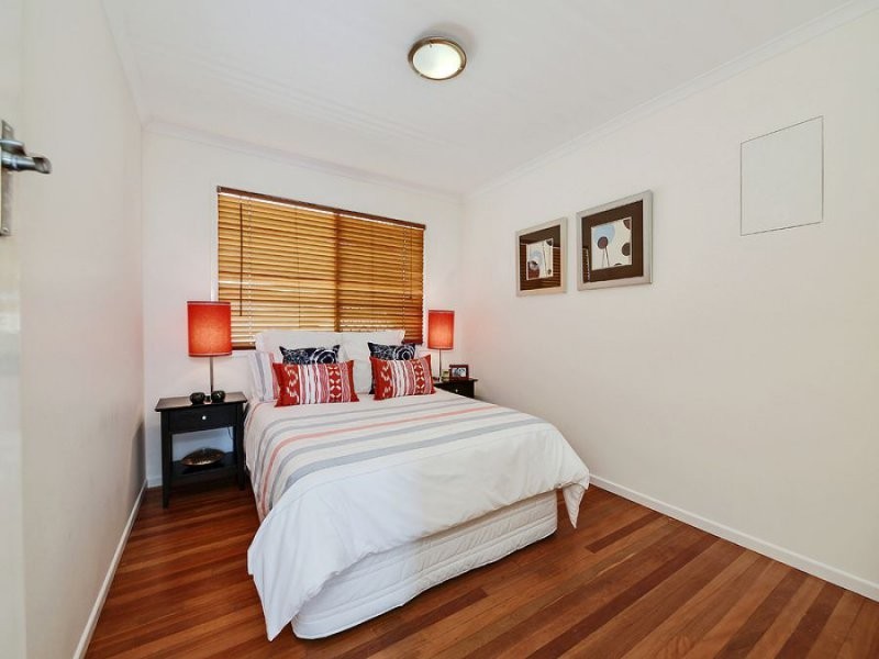 22 Bowen Avenue, Albany Creek QLD 4035