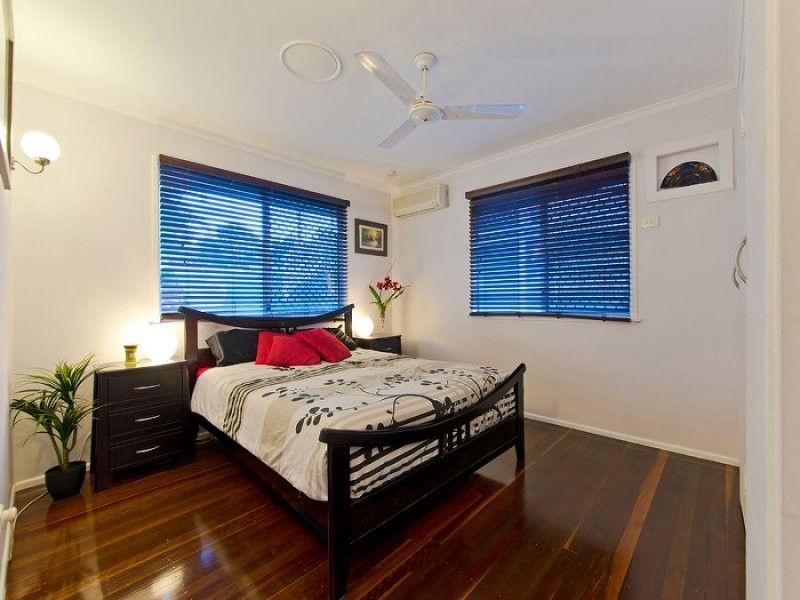 82 Narellan Street, Arana Hills QLD 4054