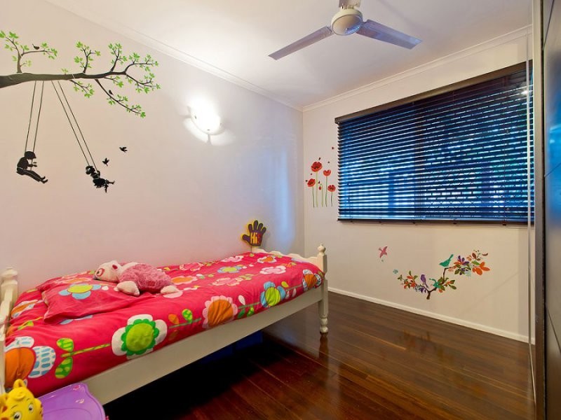 82 Narellan Street, Arana Hills QLD 4054