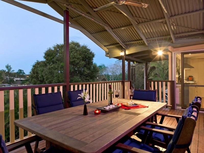 82 Narellan Street, Arana Hills QLD 4054