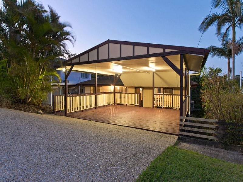 82 Narellan Street, Arana Hills QLD 4054