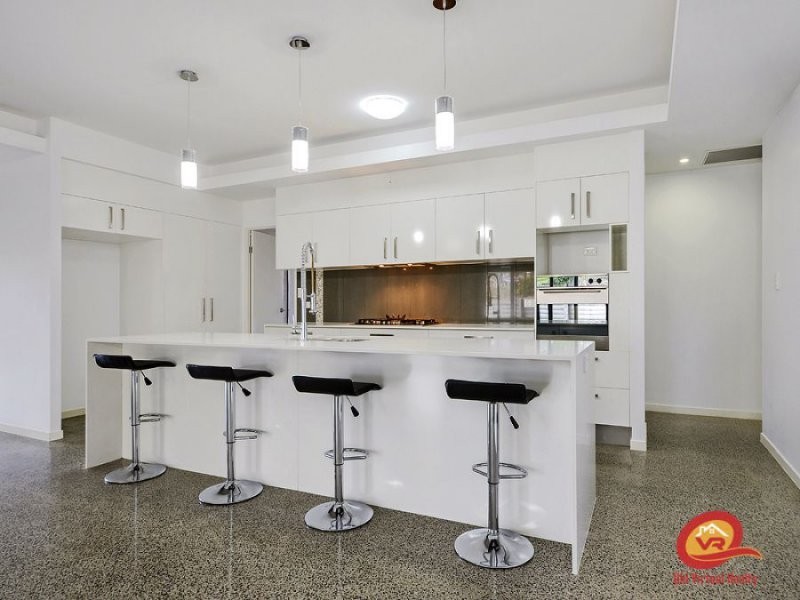 11 Fenton Cl, Warner QLD 4500