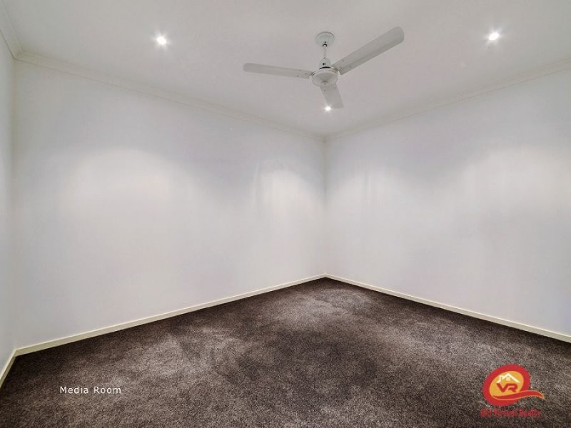 11 Fenton Cl, Warner QLD 4500