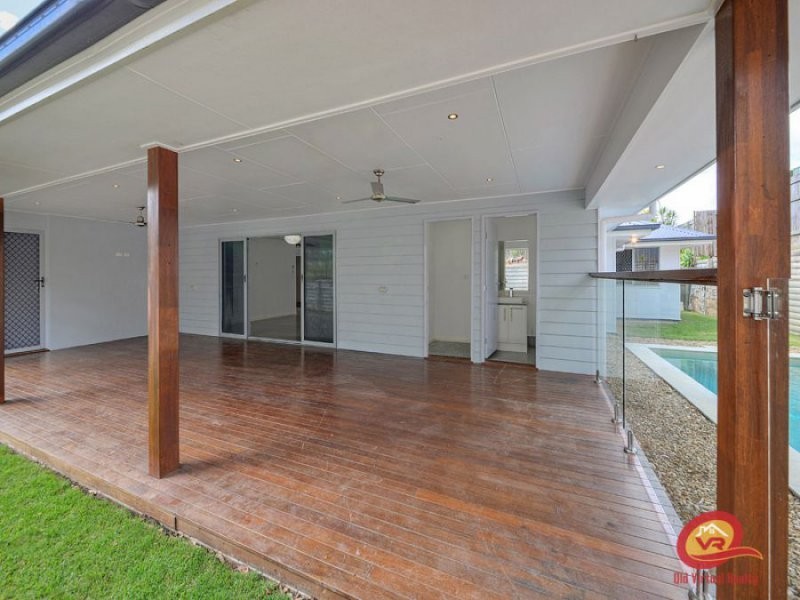 11 Fenton Cl, Warner QLD 4500