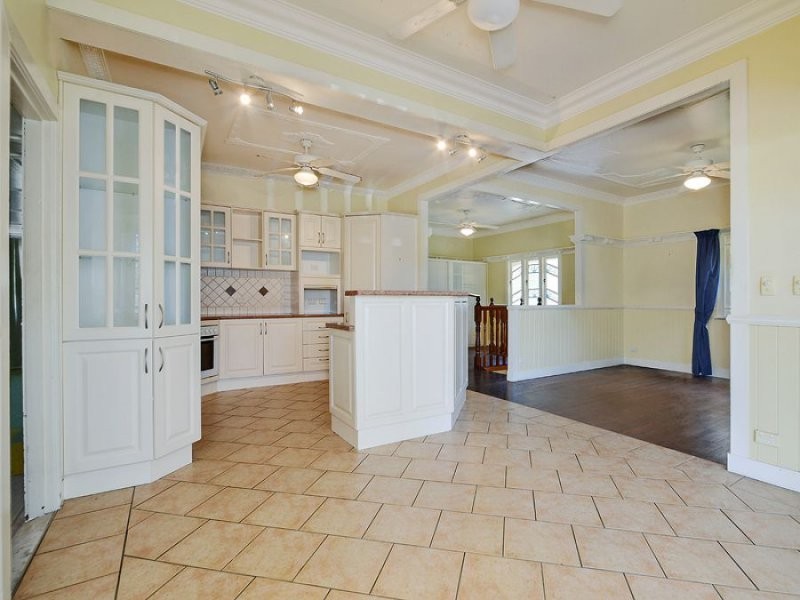 15 Greene Street, Newmarket QLD 4051