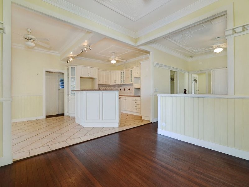 15 Greene Street, Newmarket QLD 4051