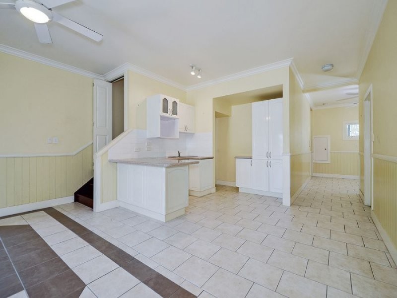 15 Greene Street, Newmarket QLD 4051