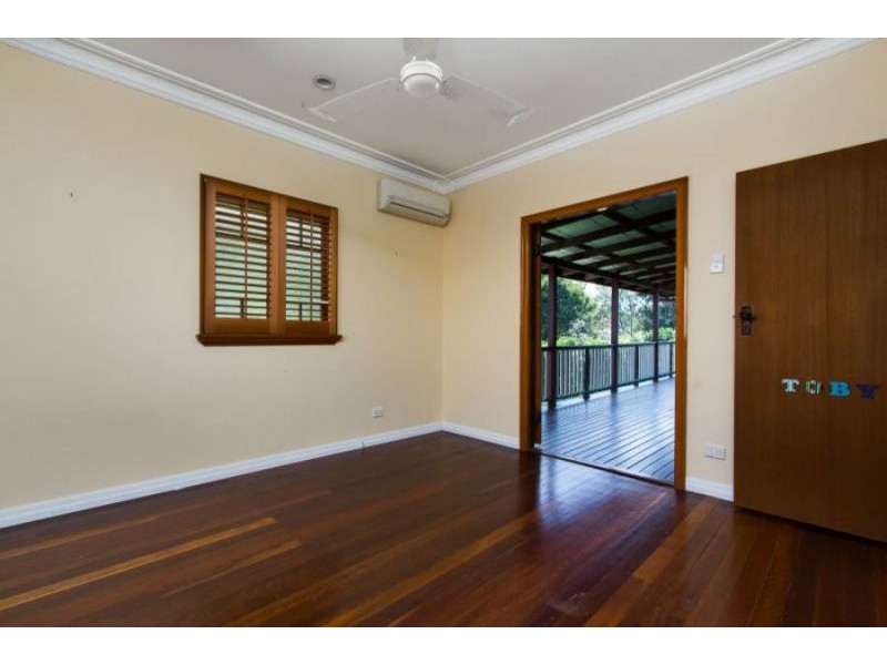 16 Balerang Street, Stafford QLD 4053