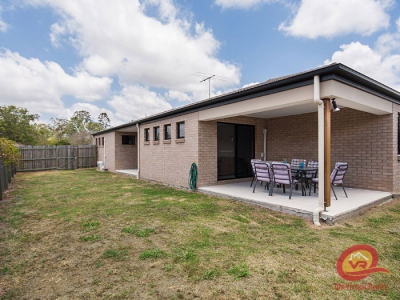 34 Peacherine Cct, Bellmere QLD 4510