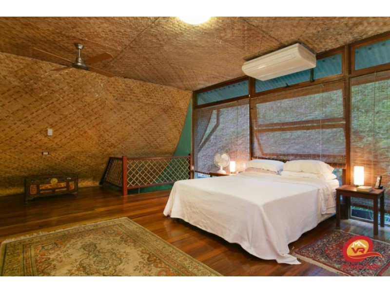 10 Andrea CL, Mooroobool QLD 4870