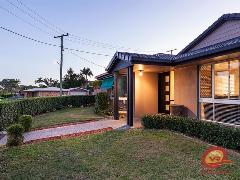 67 Rue Montaigne, Petrie QLD 4502