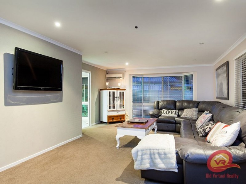 67 Rue Montaigne, Petrie QLD 4502