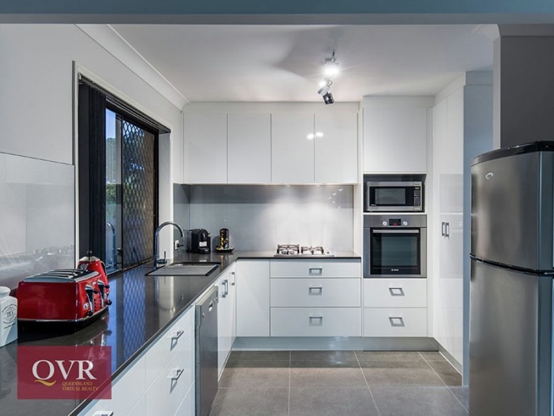 110 Sheaves Road, Kallangur QLD 4503