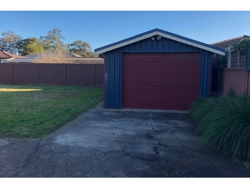 5 Holborrow Avenue, Hobartville NSW 2753