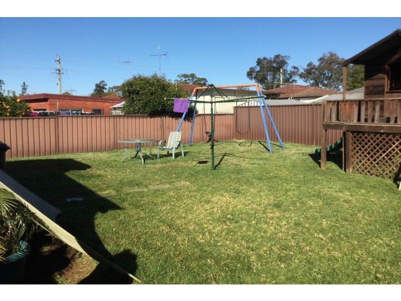 5 Holborrow Avenue, Hobartville NSW 2753