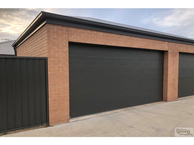 42 Esrom Street, Bathurst NSW 2795