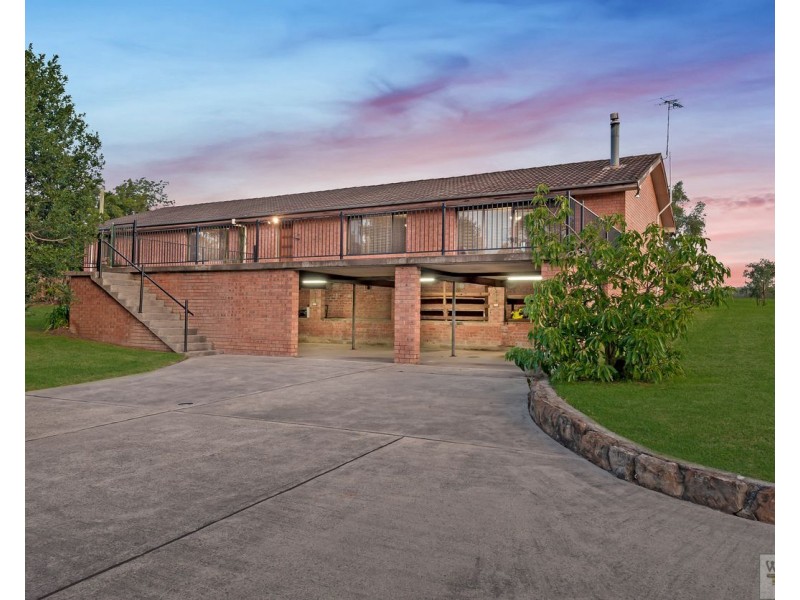 34 Cairnes Road, Glenorie NSW 2157