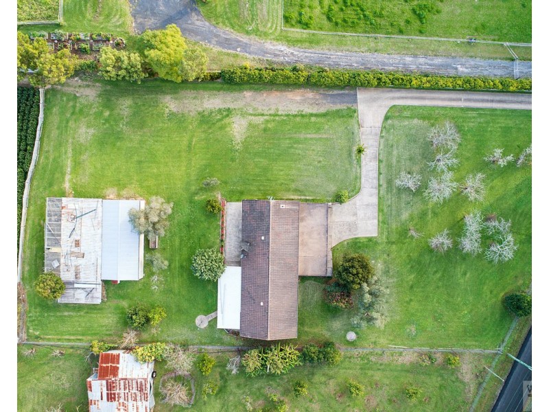 34 Cairnes Road, Glenorie NSW 2157