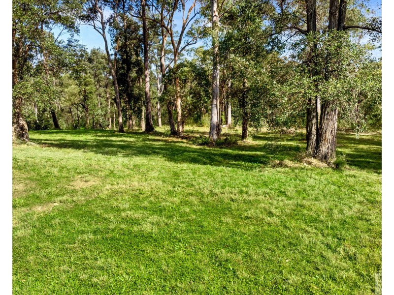 11 Barton Place, Blaxlands Ridge NSW 2758