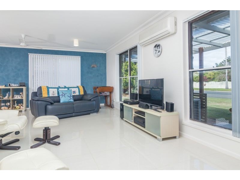 16 Newport Drive, Newport QLD 4020