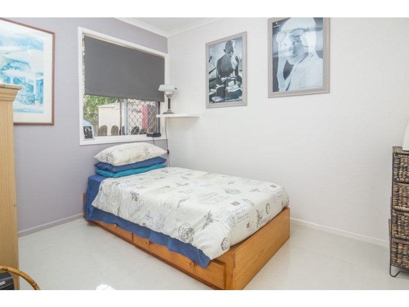 16 Newport Drive, Newport QLD 4020