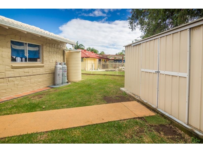 16 Newport Drive, Newport QLD 4020