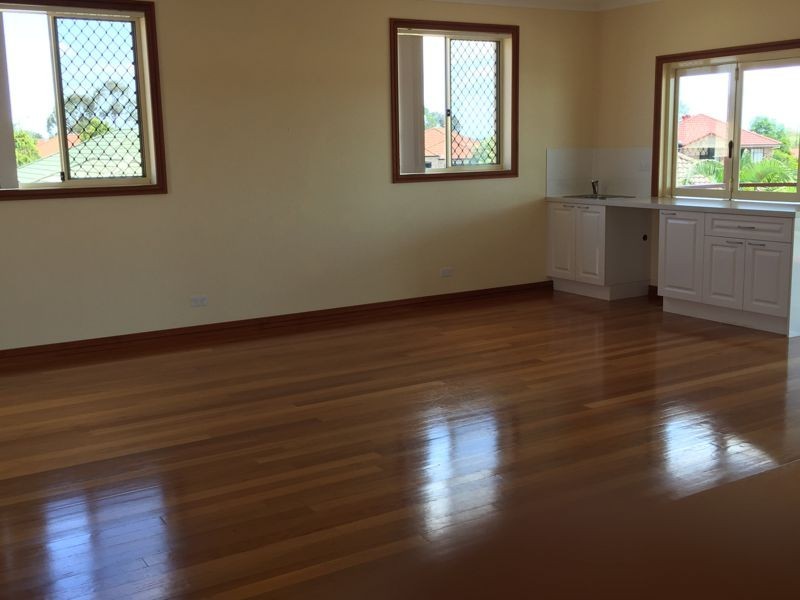 30 Pinnock Cres, North Lakes QLD 4509