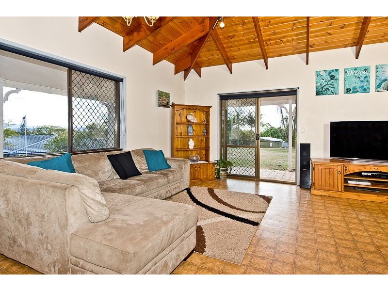 1052-1054 Oakey Flat Road, Narangba QLD 4504
