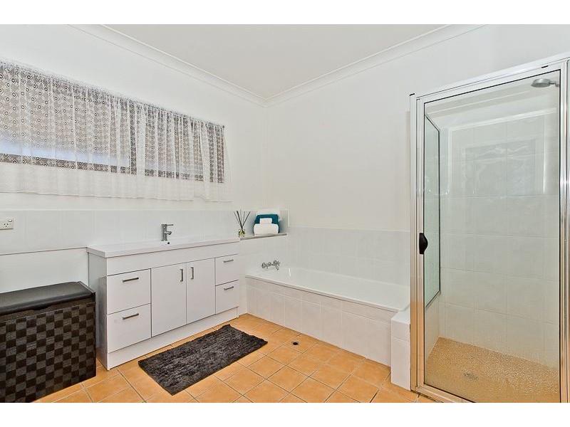 1052-1054 Oakey Flat Road, Narangba QLD 4504