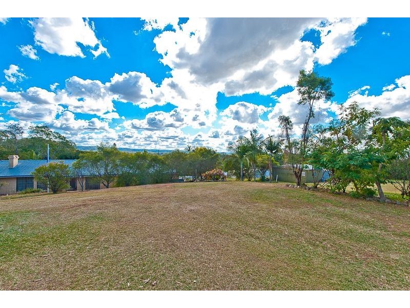 1052-1054 Oakey Flat Road, Narangba QLD 4504