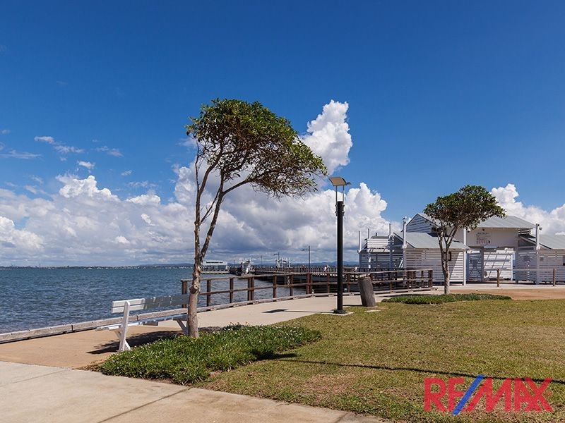 201/14 Oxley Avenue, Woody Point QLD 4019