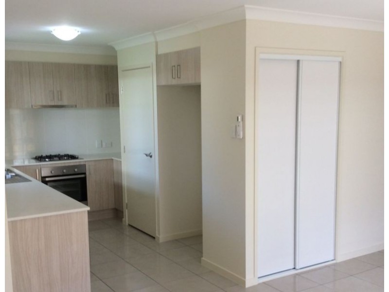 66 Wallarah Parade, North Lakes QLD 4509