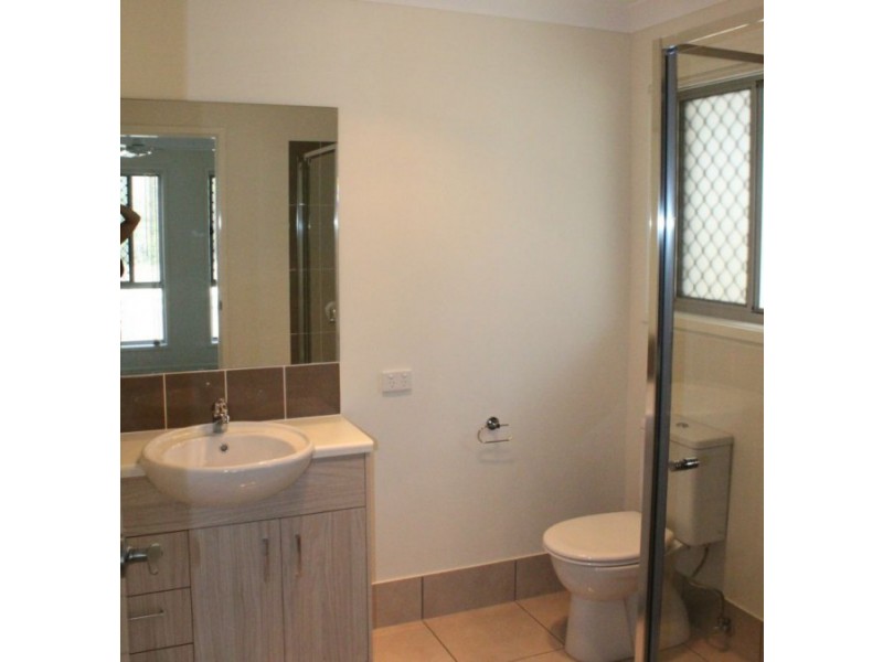 66 Wallarah Parade, North Lakes QLD 4509