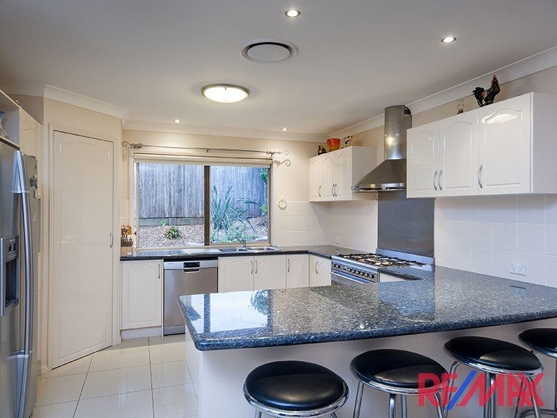 12 Fernwren Court, Cashmere QLD 4500