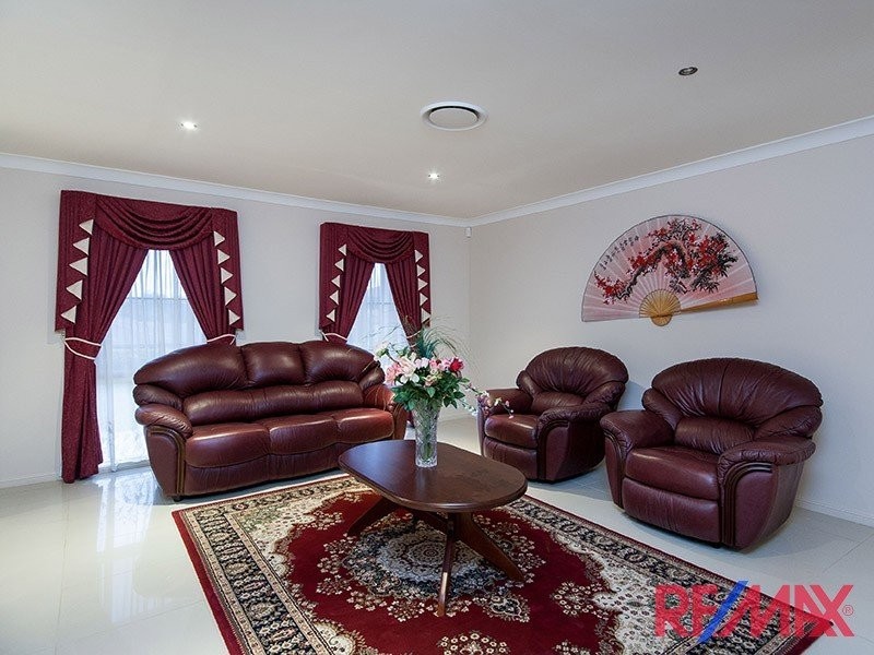 12 Fernwren Court, Cashmere QLD 4500