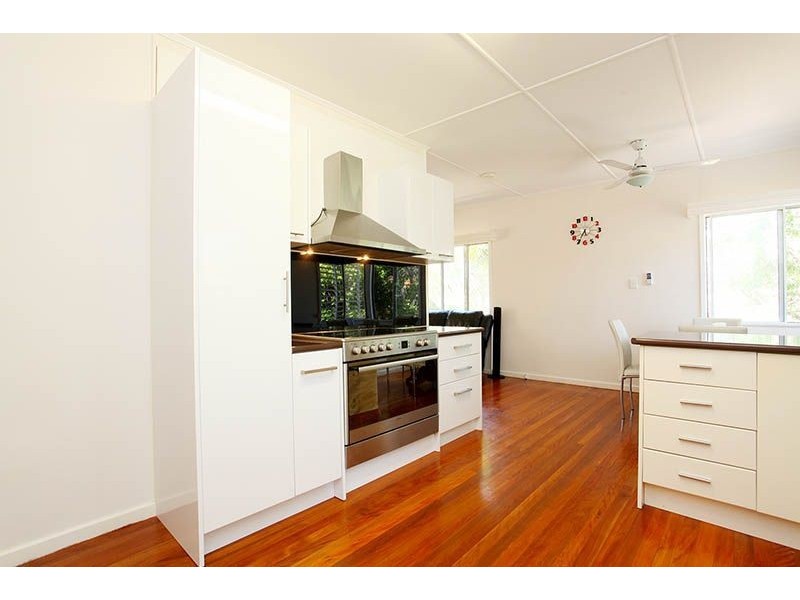 29 Ewan Street, Margate QLD 4019