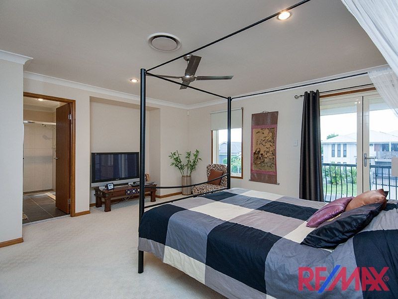 24 Kennedia Court, North Lakes QLD 4509