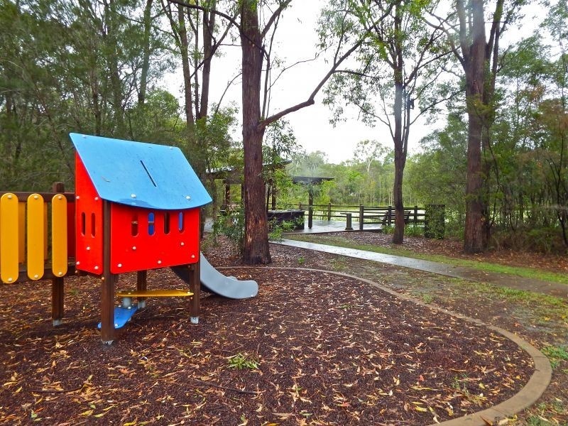 24 Kennedia Court, North Lakes QLD 4509