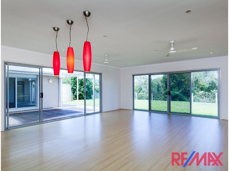 34 Sandpiper Avenue, North Lakes QLD 4509