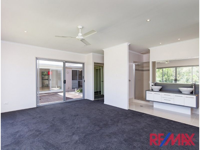 34 Sandpiper Avenue, North Lakes QLD 4509