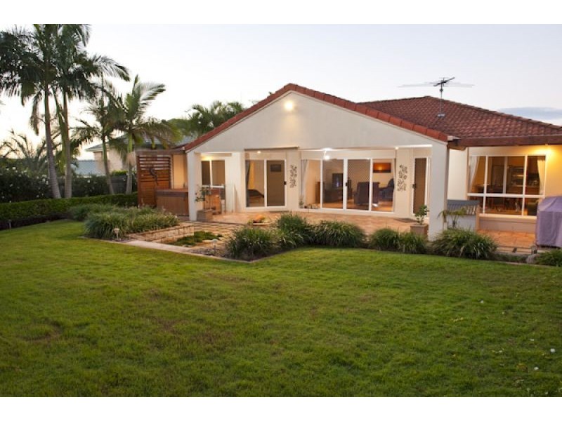 27 Hayward Avenue, Cashmere QLD 4500
