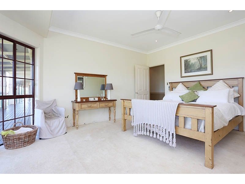 39 SADDLEBACK DRIVE, Dayboro QLD 4521