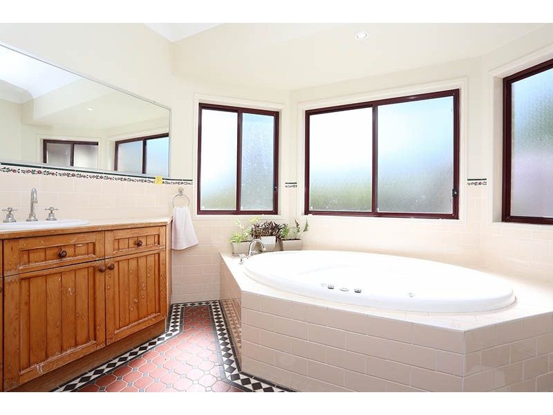 39 SADDLEBACK DRIVE, Dayboro QLD 4521