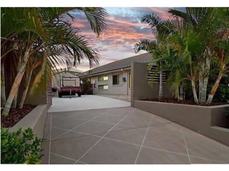 4 Faldo Court, North Lakes QLD 4509